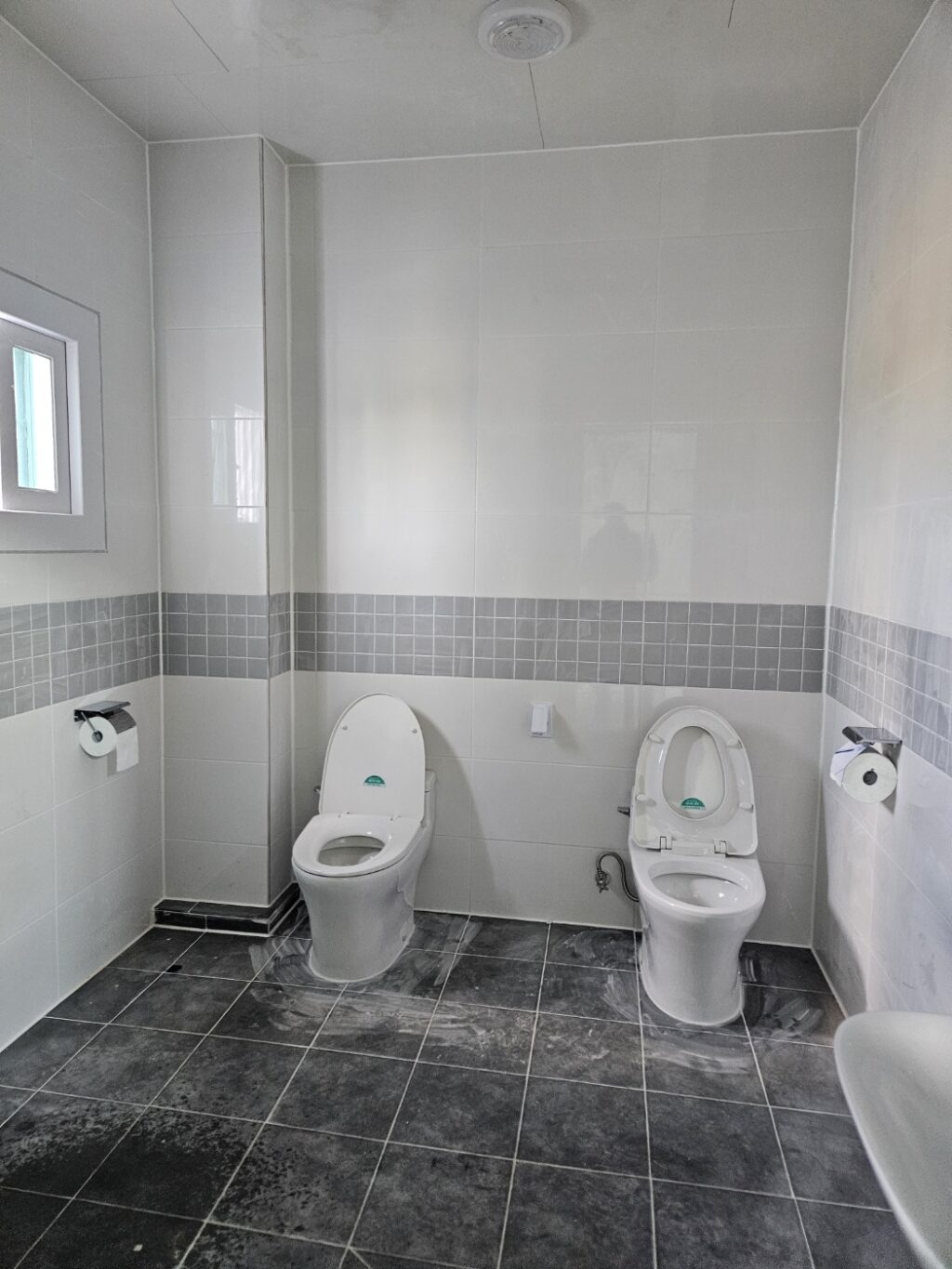 화장실 내부 모습