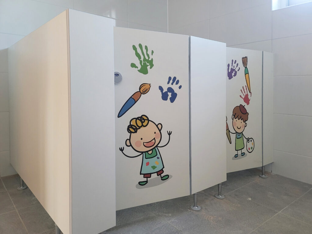 2층 꼬마 화가 디자인 큐비클 설치 후 모습